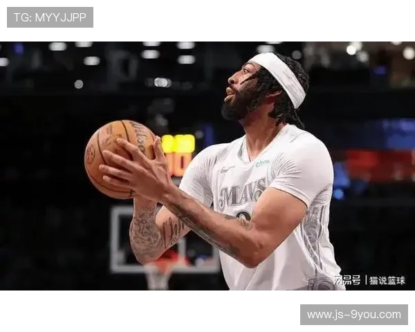 独行侠老板纠偏，稳定戴维斯复出计划避免二次伤害